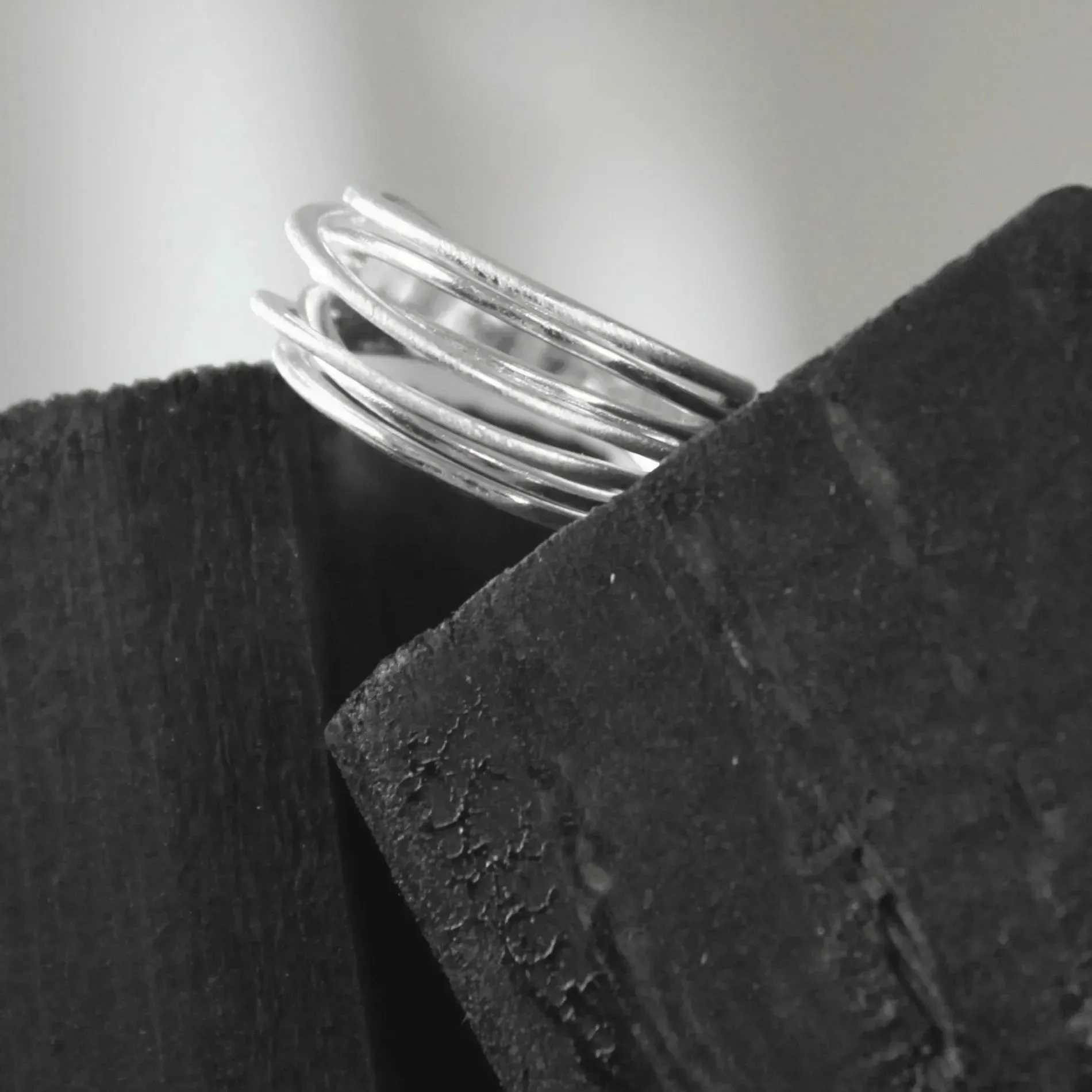 Tara Slim Wrap It Ring Silver Plating